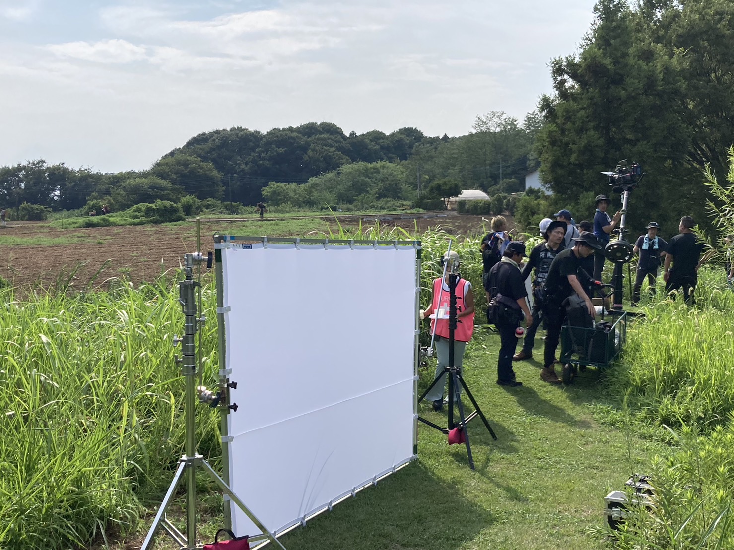 古河公方公園内でスタッフが準備している様子