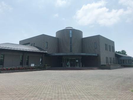 三和図書館外観