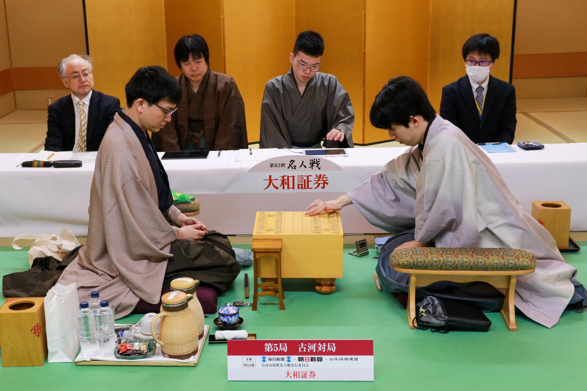 藤井名人と永瀬九段
