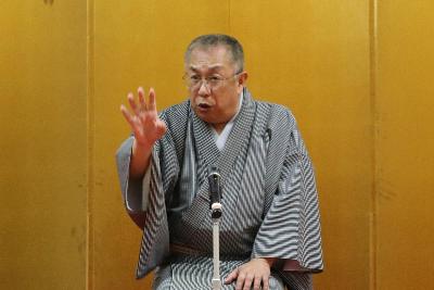 春風亭柳橋さん顔画像