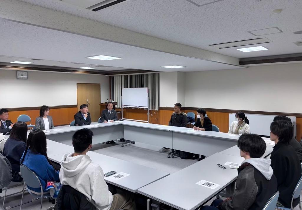 市長がたずねる 二十歳のつどい3