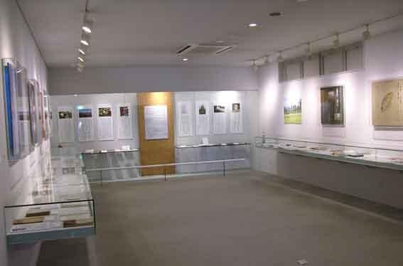 古河文学館展示室1